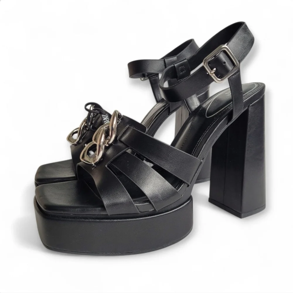NWT Zara Chunky Black Platform Sandals with Chain Detail High Heels Size 8 - Picture 3 of 16